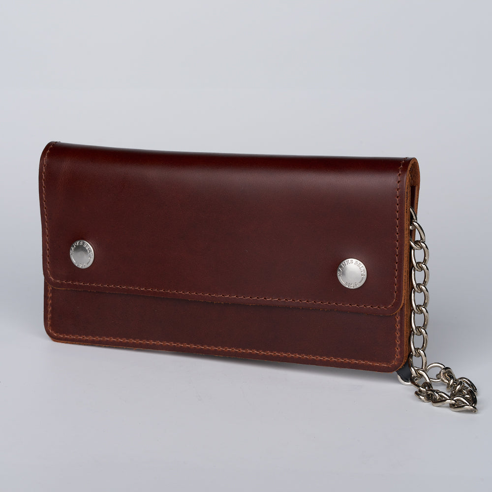 The Hanks Belts Big Bear Biker Chain Wallet in Buck Brown features two silver snap buttons and a metal chain, shown against a plain light gray background.