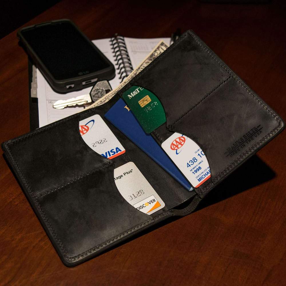Hanks Belts Passport Case Wallet in Black